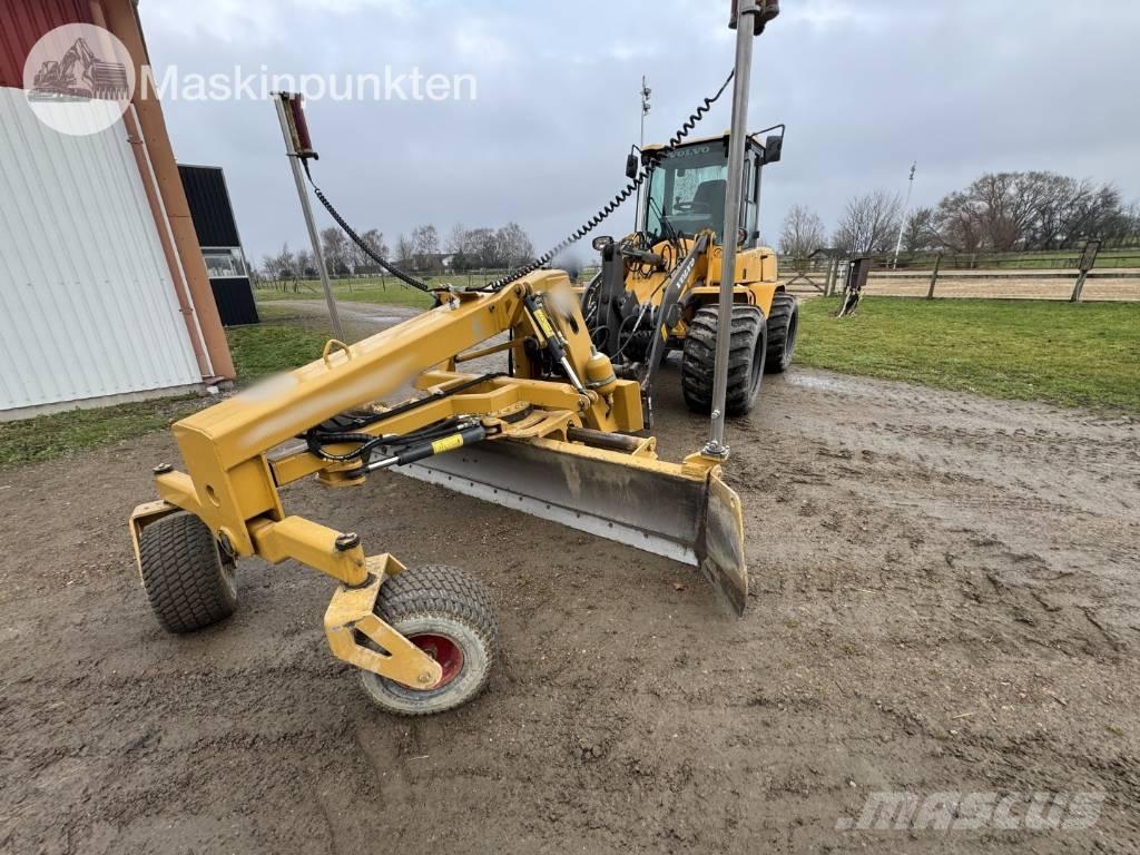 AP Twister lll 2600 Грейдеры