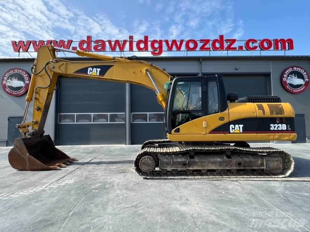 CAT 323 D L Гусеничные экскаваторы