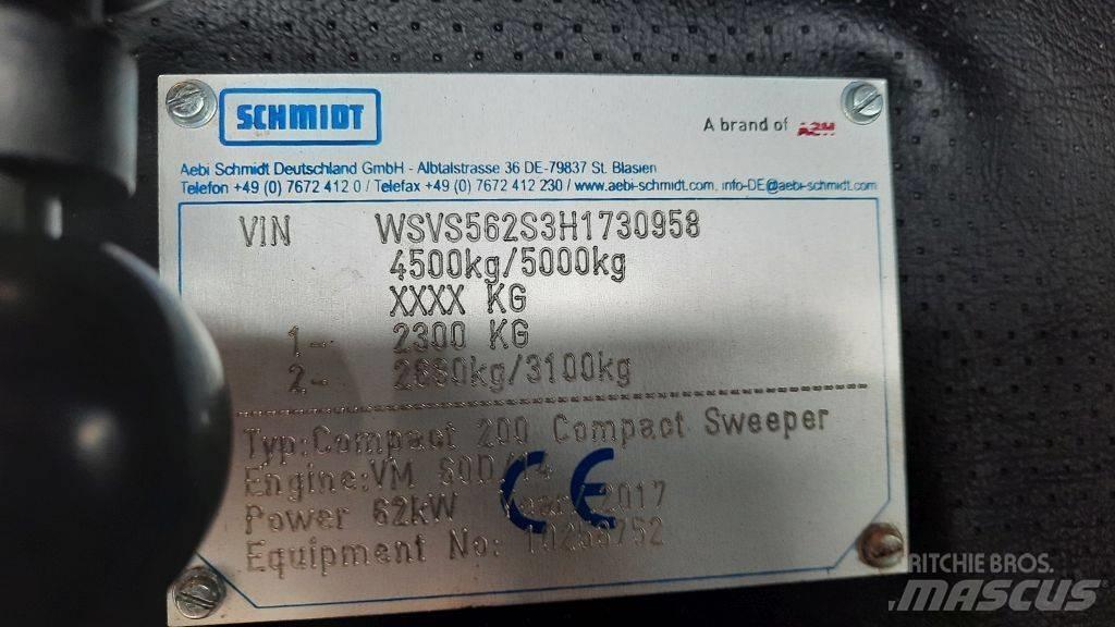 Schmidt Swingo 200 Вакуумные уборочные машины