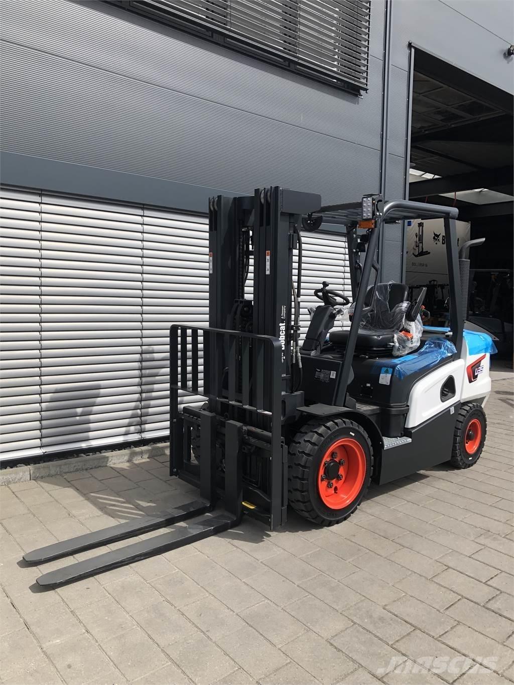 Bobcat D35NXS Дизельные погрузчики