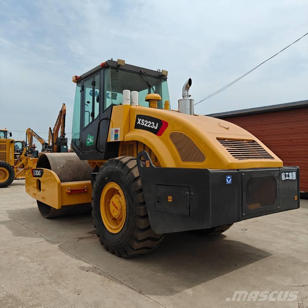 XCMG 223J Грунтовые катки