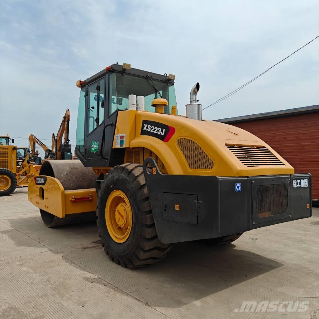 XCMG 223J Грунтовые катки