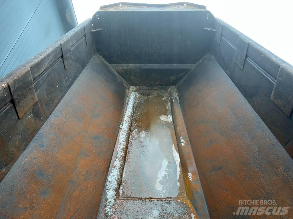 Volvo A30F Шарнирно-сочленённые самосвалы