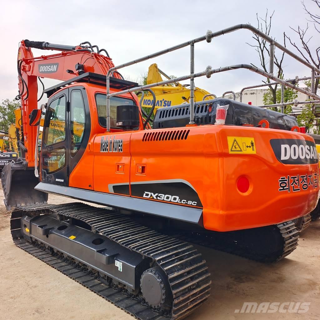 Doosan DX300LC-9C Гусеничные экскаваторы