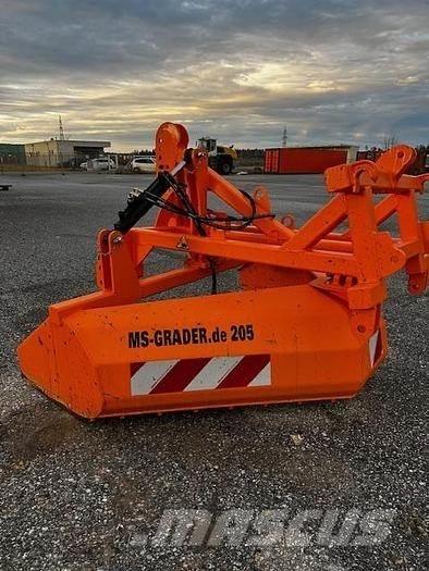 MS Grader 205 K Грейдеры