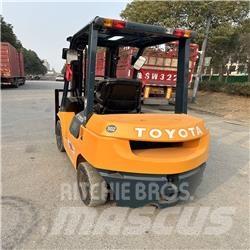 Toyota 62-7 FD N 30 Дизельные погрузчики