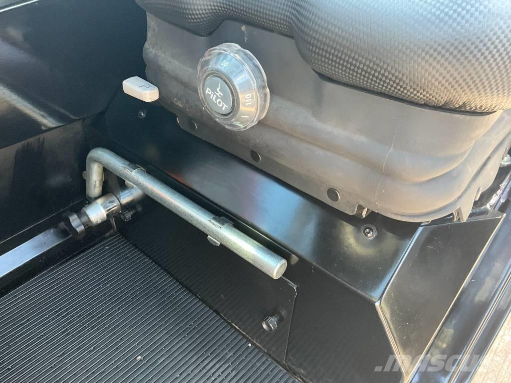 Manitou ULM 412 H Телескопические погрузчики