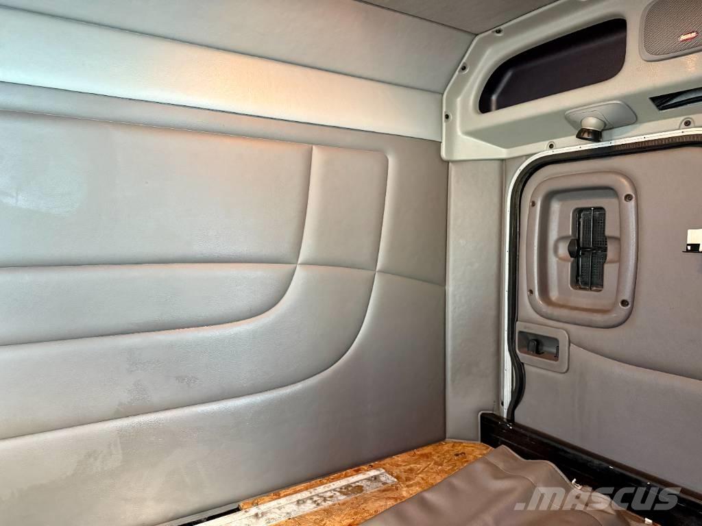 Peterbilt 367 Седельные тягачи