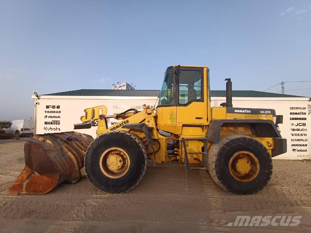 Komatsu WA 270 Фронтальные погрузчики
