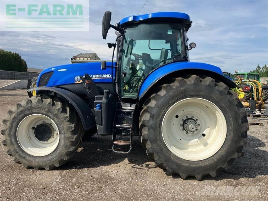 New Holland T7.220 Трактора