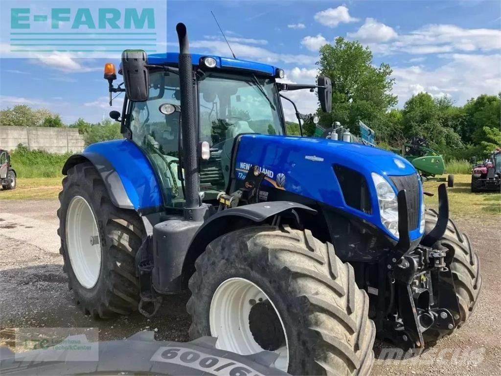 New Holland T7.220 Трактора
