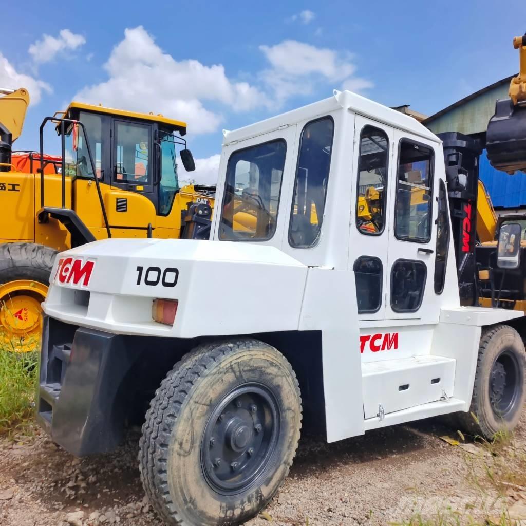 TCM FD 100 Дизельные погрузчики