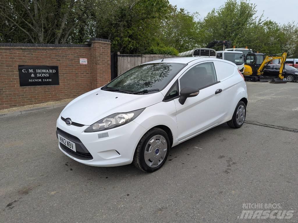 Ford Fiesta Van Изотермический фургон