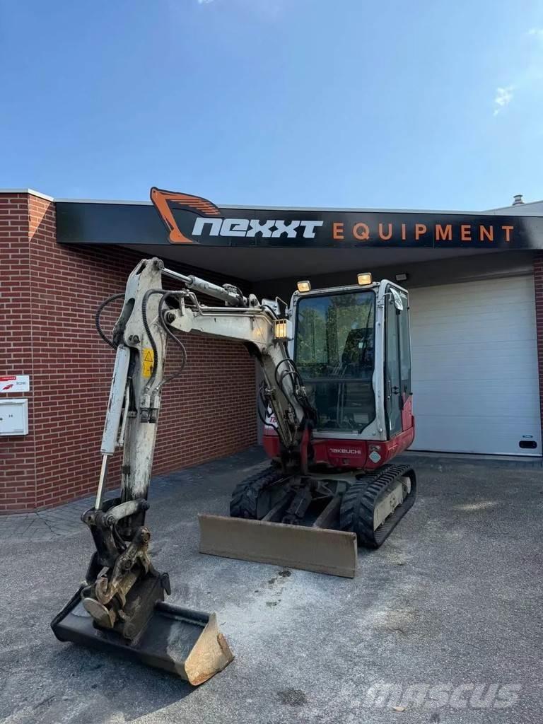 Takeuchi TB230 Гусеничные экскаваторы