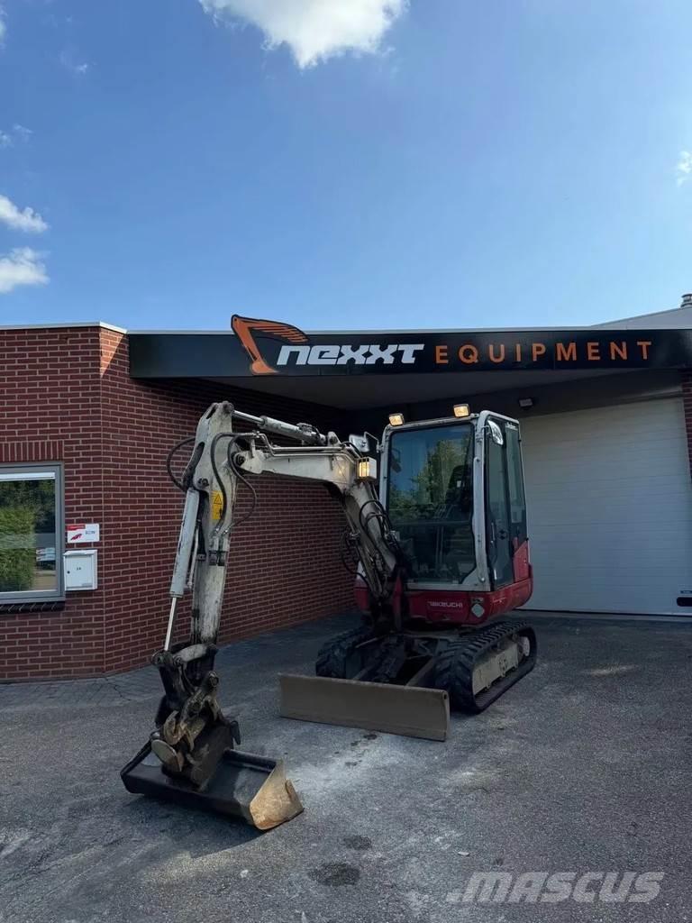 Takeuchi TB230 Гусеничные экскаваторы