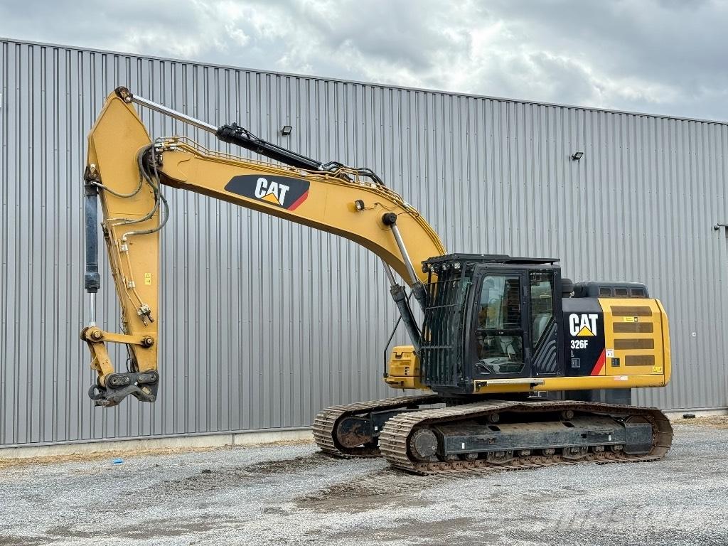 CAT 326 F L Гусеничные экскаваторы