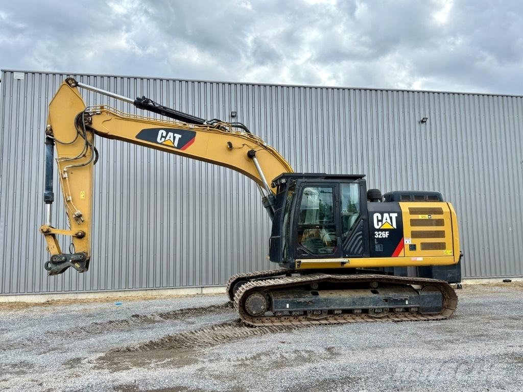 CAT 326 F L Гусеничные экскаваторы