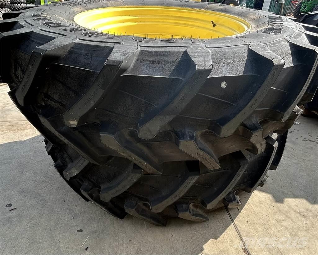  420/85R24 Шины и колёса