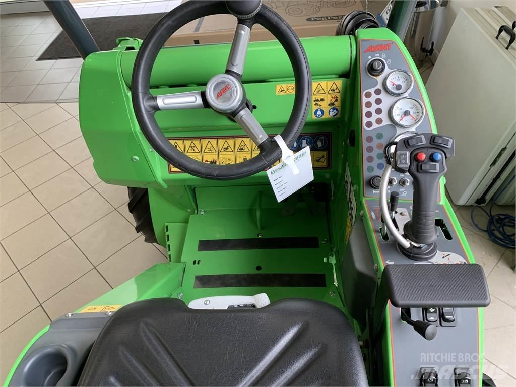 Avant AV 640 Фронтальные погрузчики