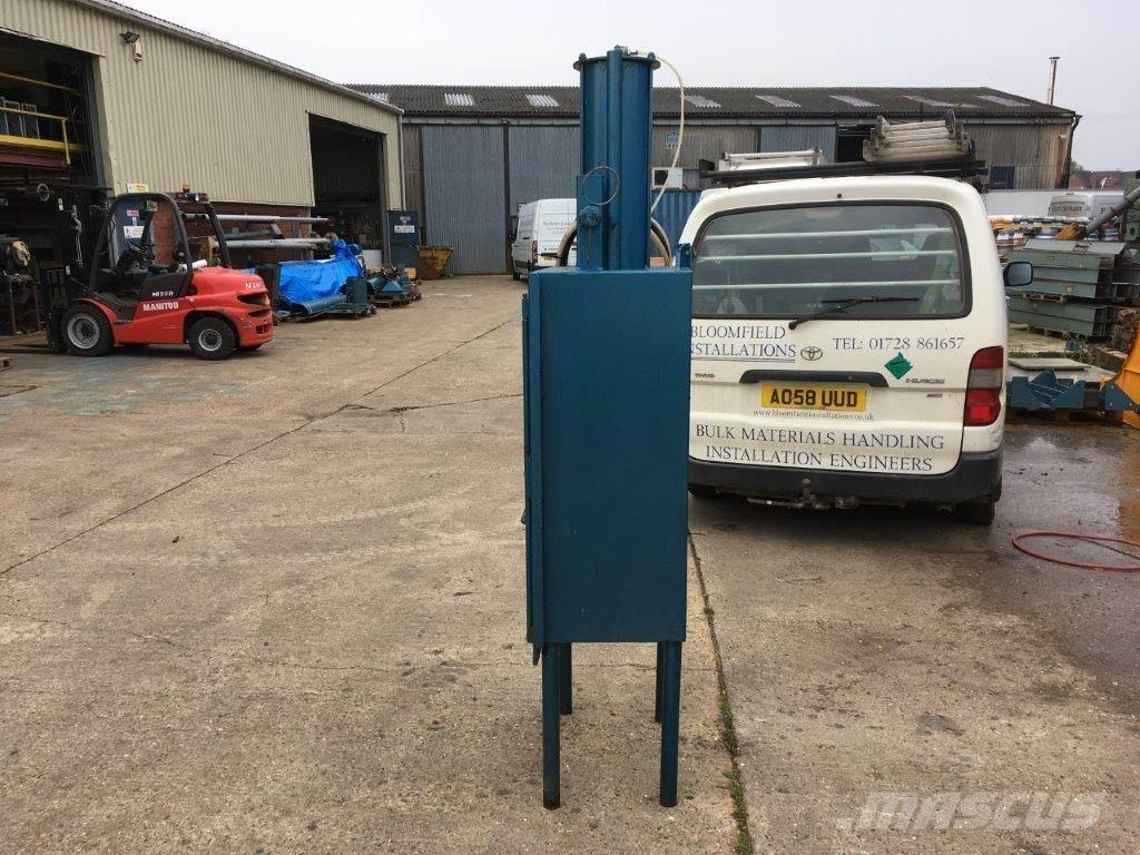  BAG COMPACTOR Сельхозтехника - Другие