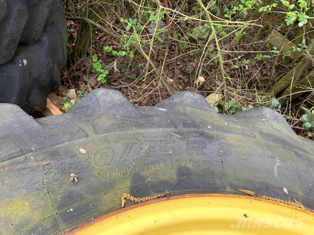  FRONT WHEELS Шины и колёса