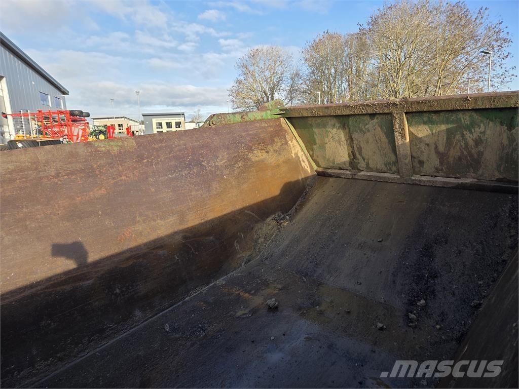 Herbst HERBST Разбрасыватели органических удобрений