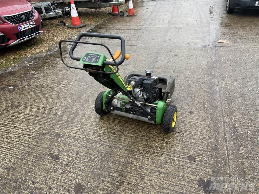 John Deere 220C Сельхозтехника - Другие