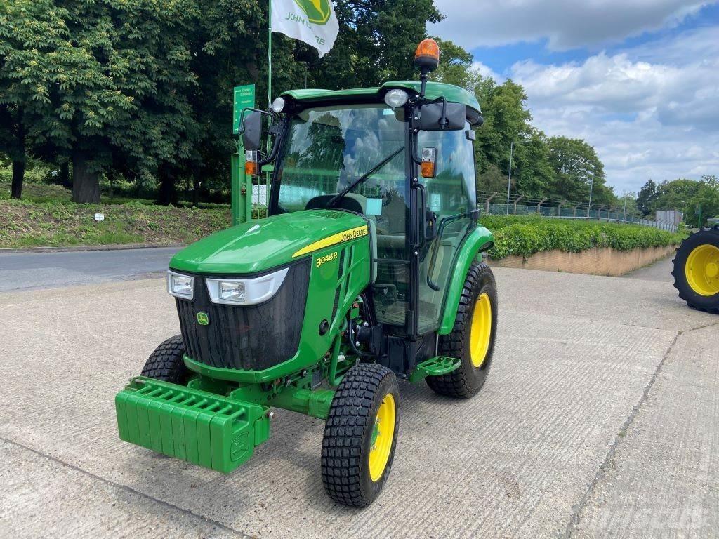 John Deere 3046R Коммунальные тракторы