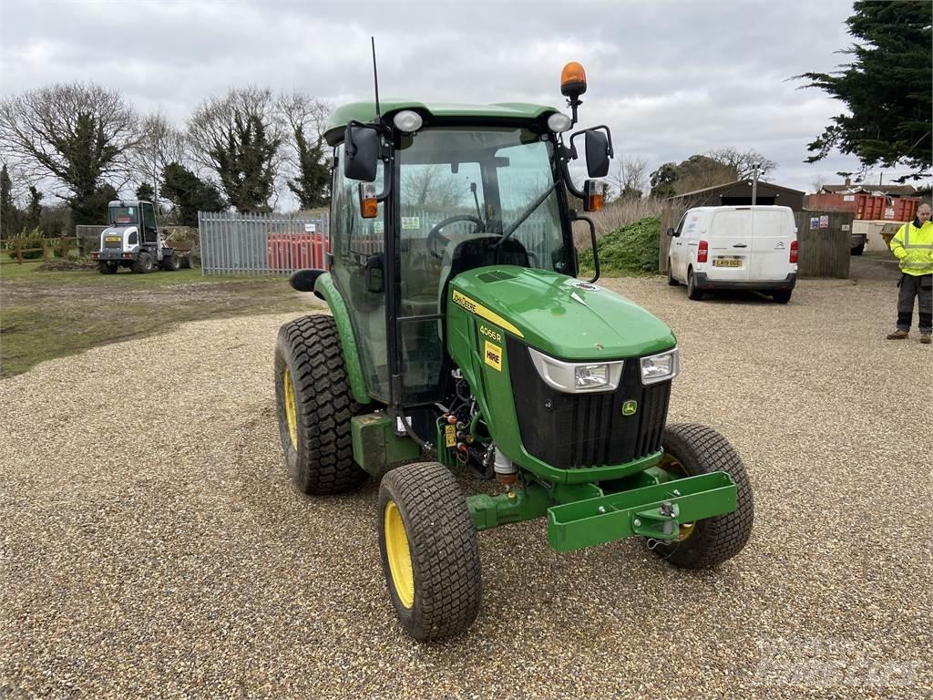 John Deere 4066R Коммунальные тракторы