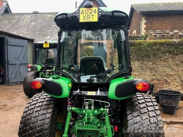 John Deere 4066R Коммунальные тракторы
