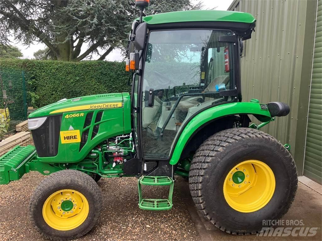 John Deere 4066R Коммунальные тракторы