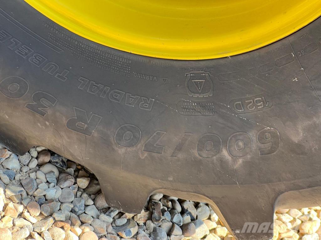 John Deere 6250R Трактора