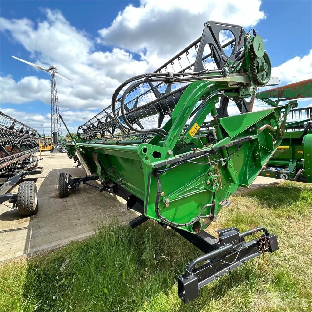 John Deere 635PF Зерноуборочные комбайны