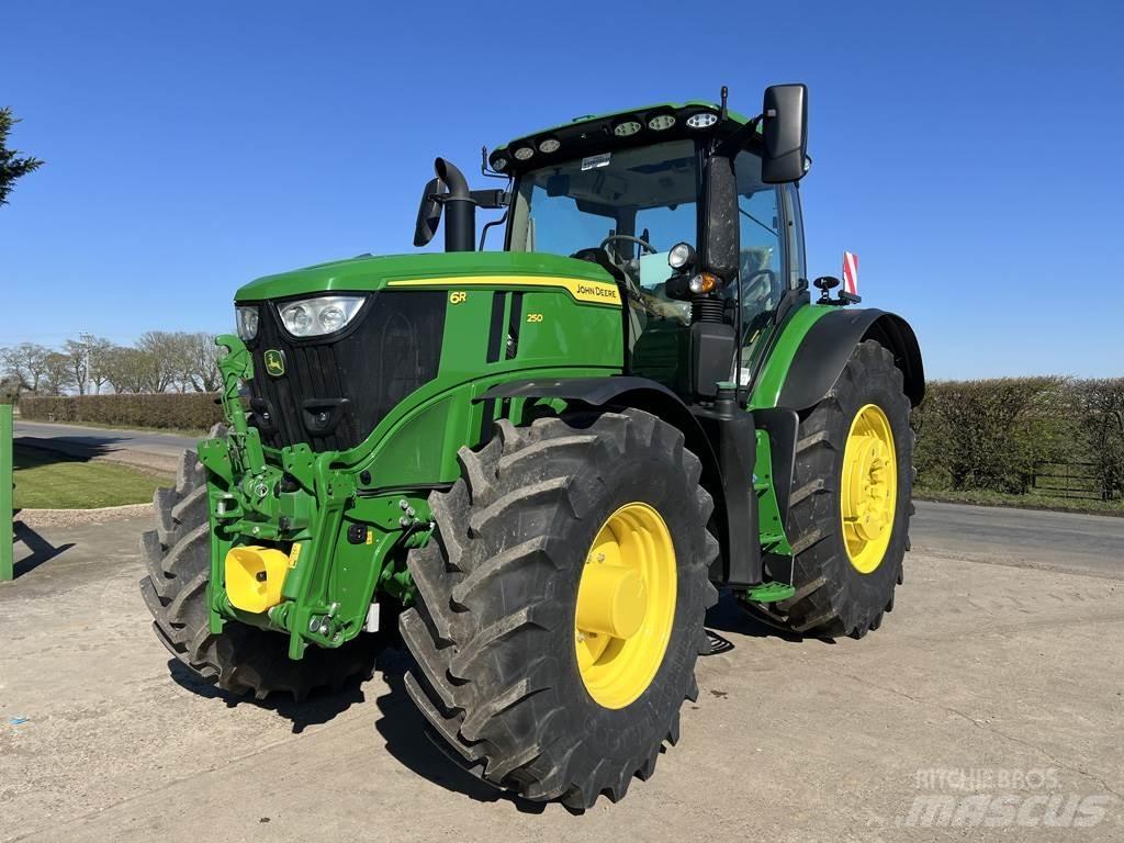 John Deere 6R250 Трактора