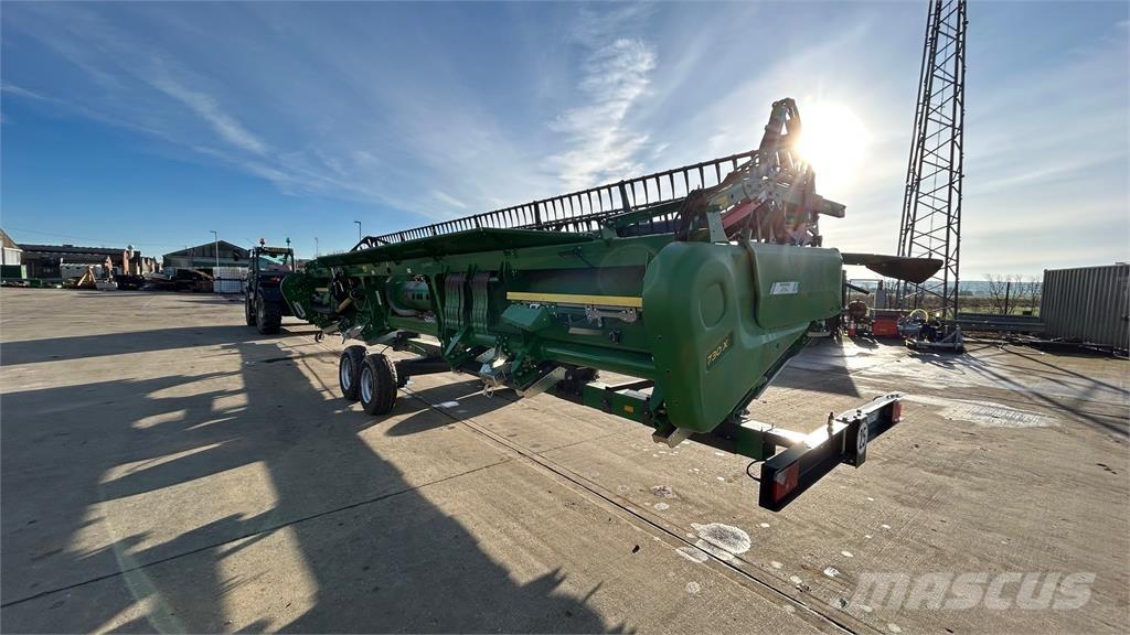 John Deere 730X Зерноуборочные комбайны