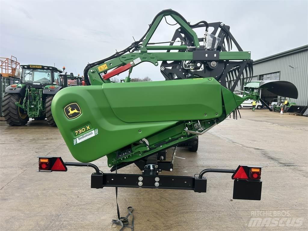 John Deere 730X Зерноуборочные комбайны