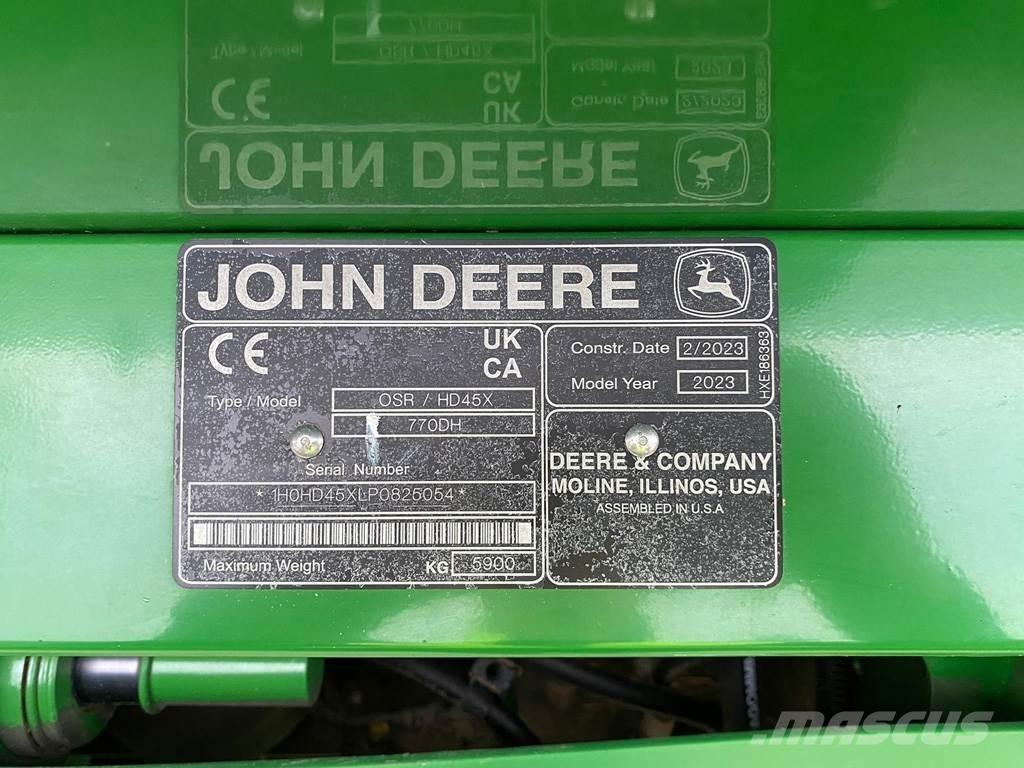 John Deere HDX45 Зерноуборочные комбайны