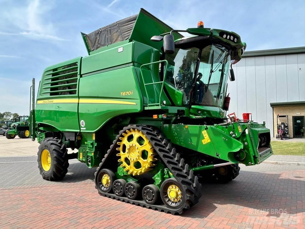 John Deere T670 Зерноуборочные комбайны