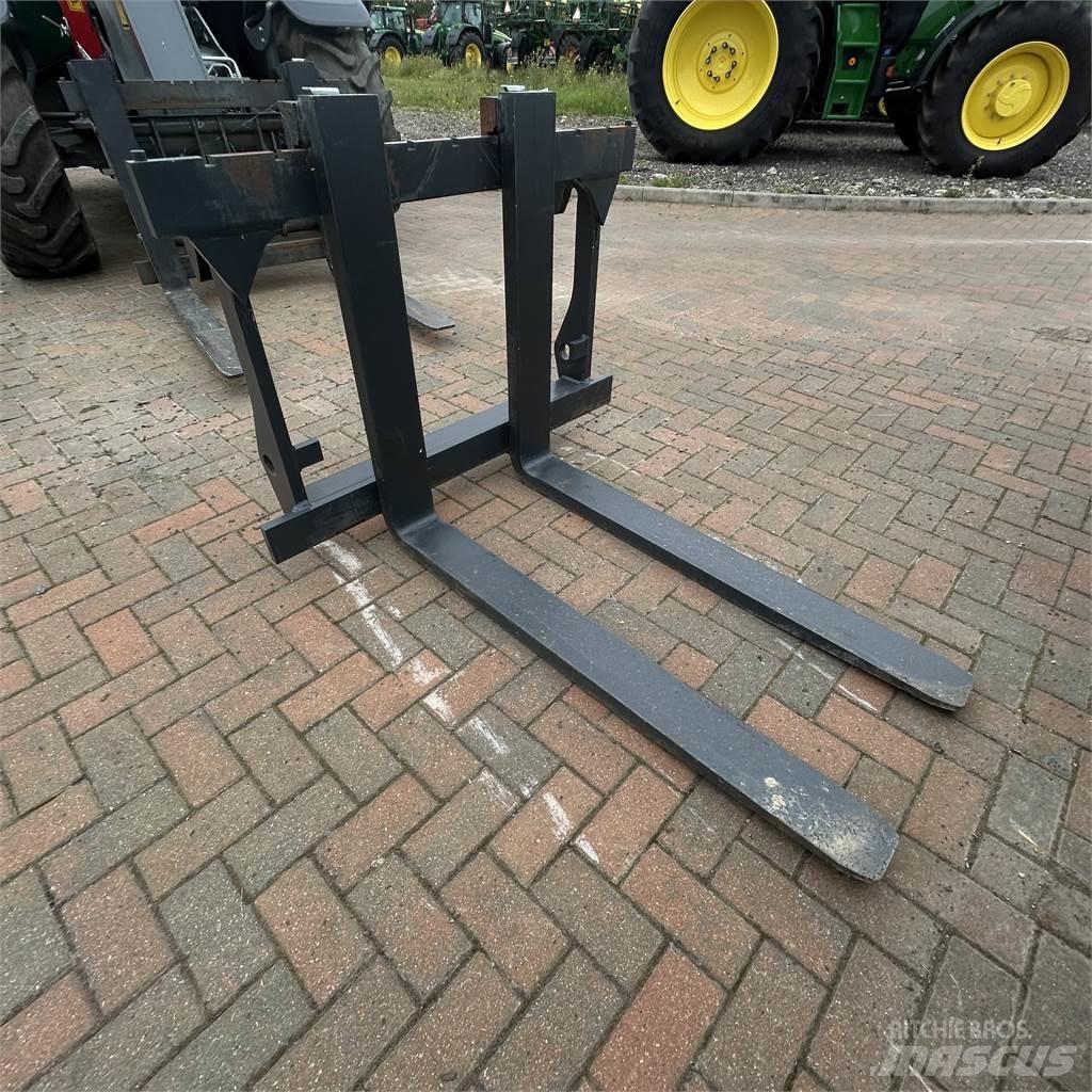 Kramer ATTACHMENT Запчасти для складской техники