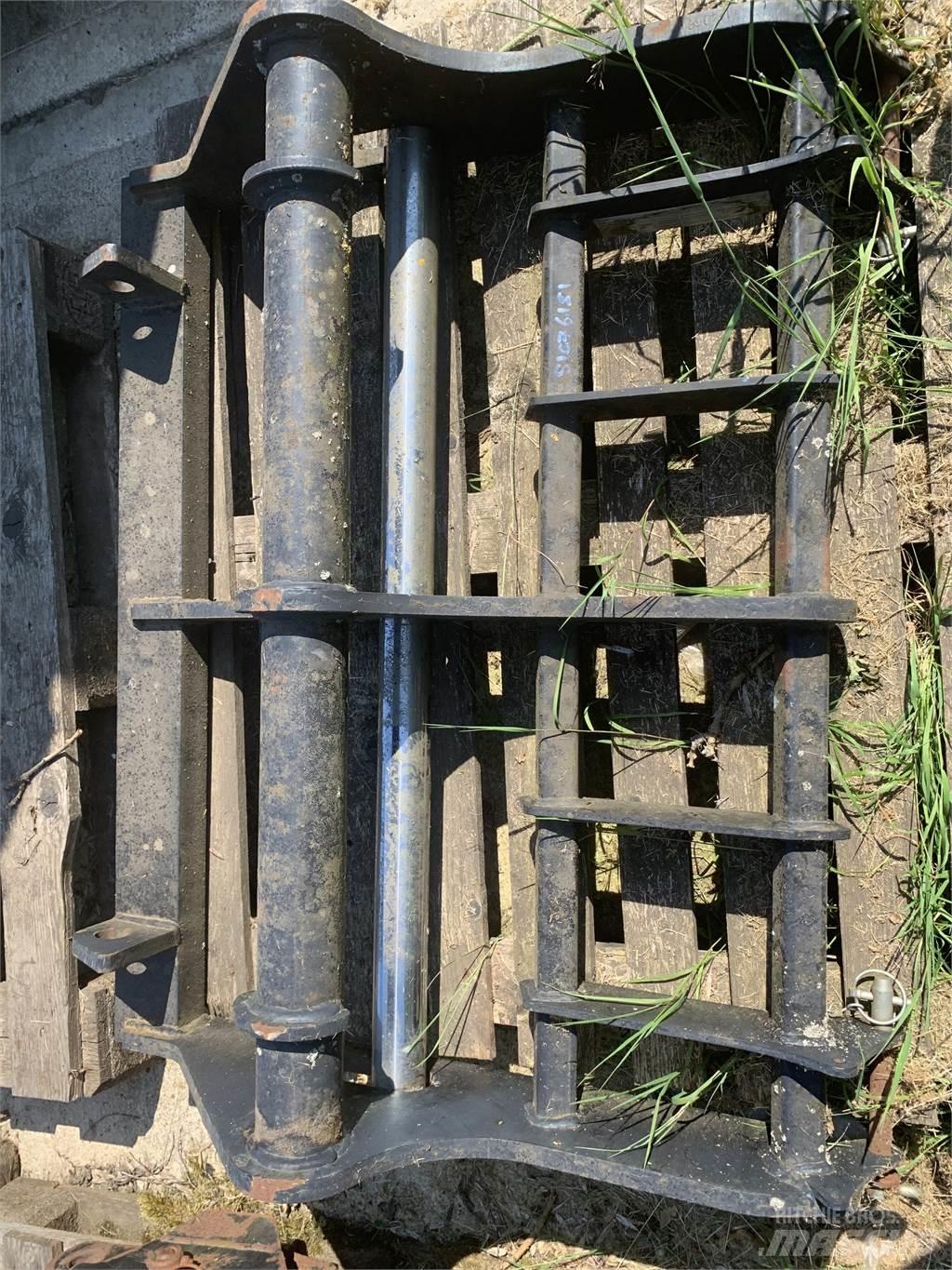 Manitou HEADSTOCK Сельскохозяйственные телескопические погрузчики