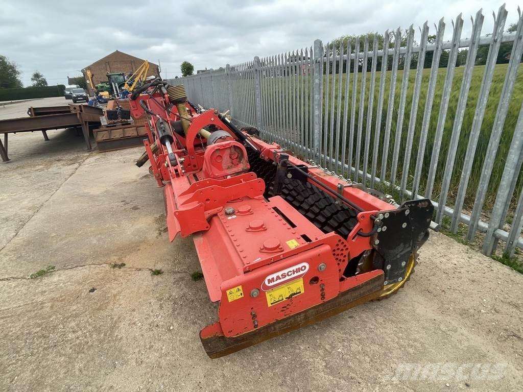 Maschio AQUILA 6M Почвеные фрезы