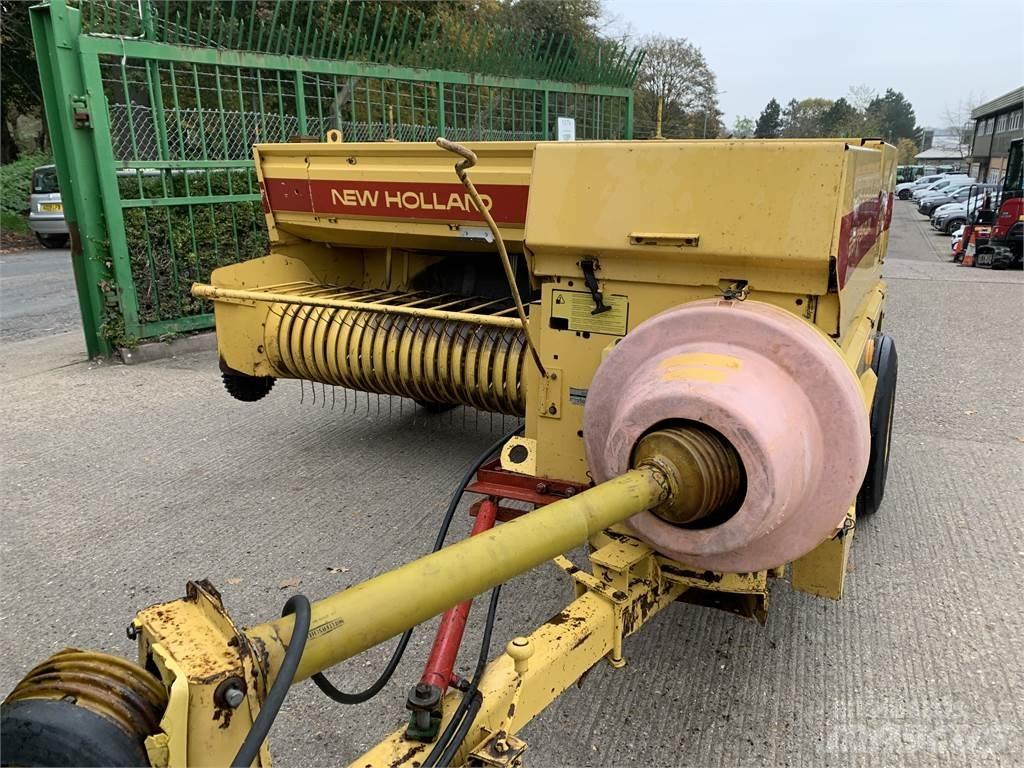 New Holland 945 Рулонные пресс-подборщики