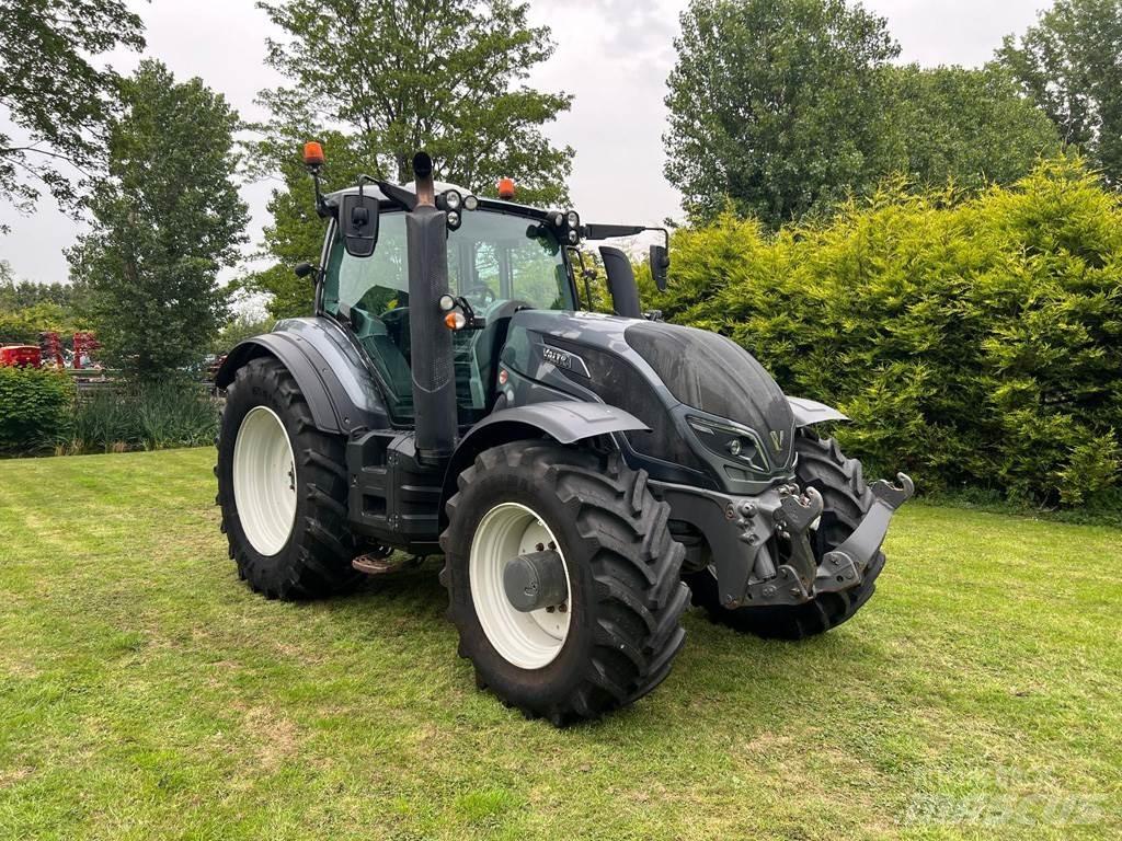 Valtra T234 Трактора