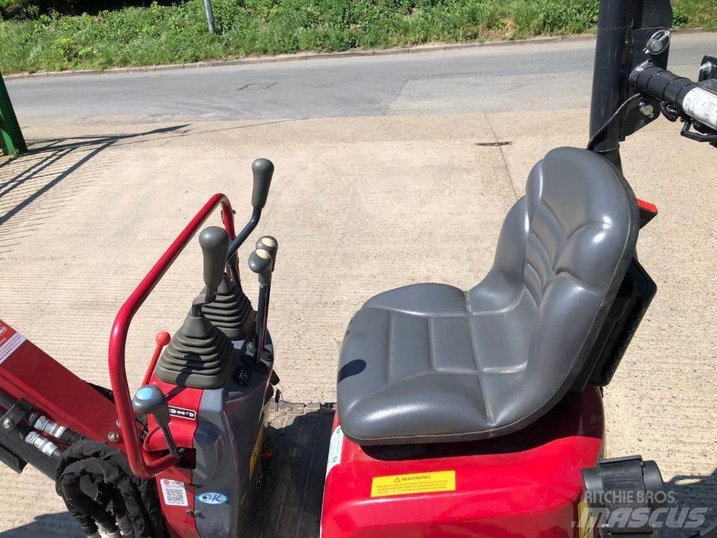 Yanmar SV08-1C Малые экскаваторы 7т-12т