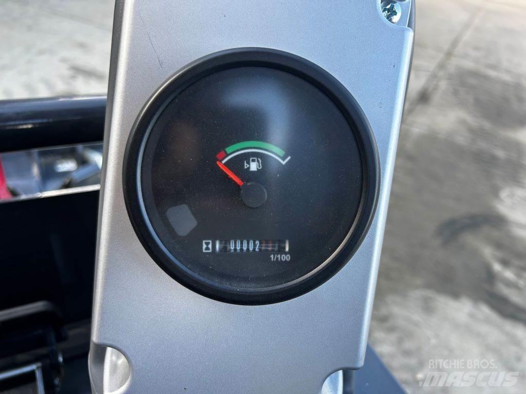 Yanmar SV15VT Малые экскаваторы 7т-12т