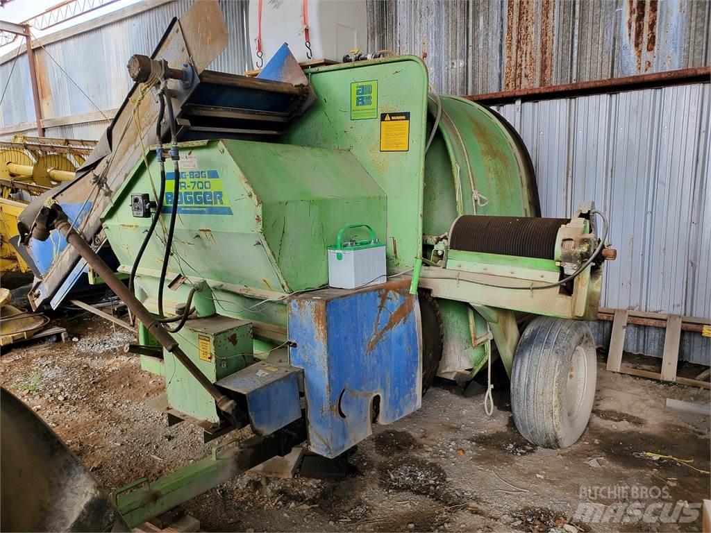 AG-BAG JR-700 Прицепные кормоуборочные комбайны