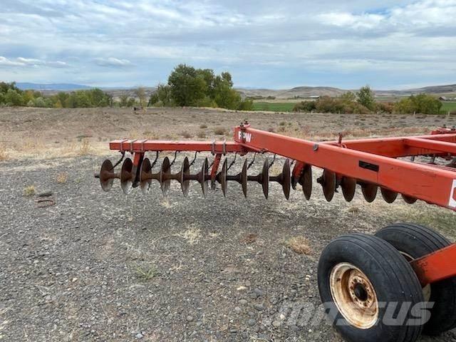 Case IH RPW Дисковые бороны