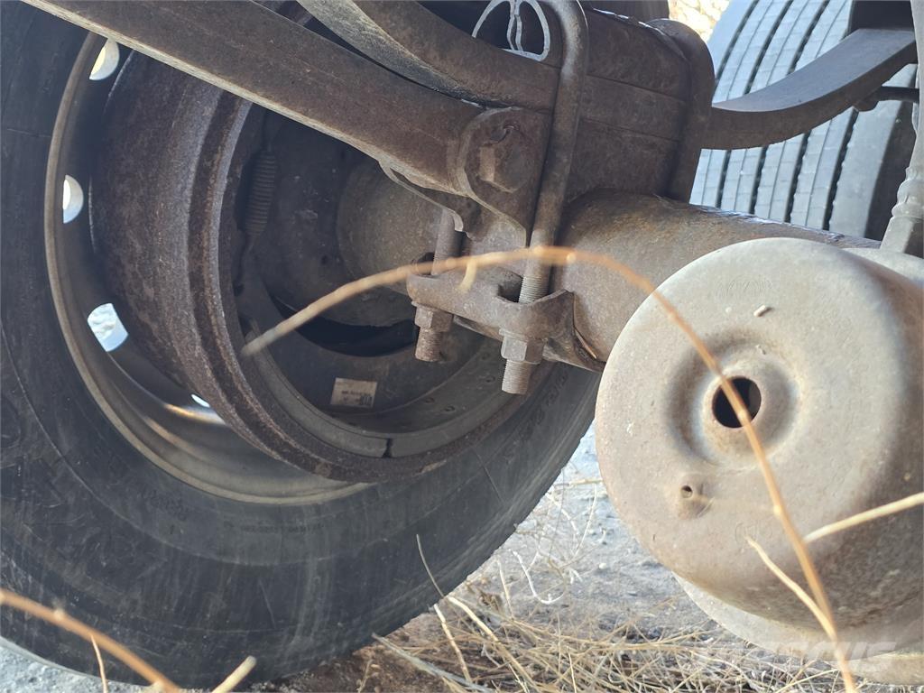 Western 48' Прицепы-платформы/боковая разгрузка