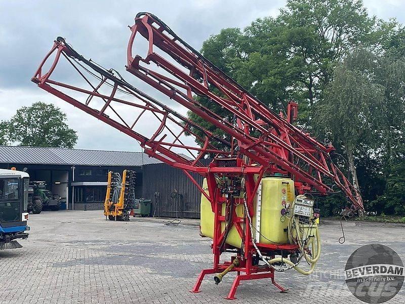 Rau D2 24 Прицепные опрыскиватели