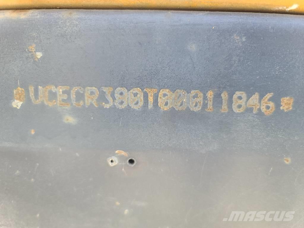Volvo ECR 38 Мини-экскаваторы